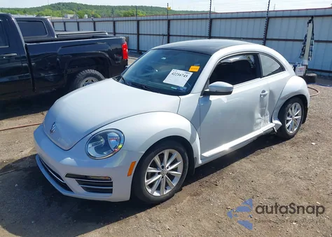 2018 Volkswagen Beetle 2.0T Se from USA, damaged, VIN 3VWJD7AT7JM714827